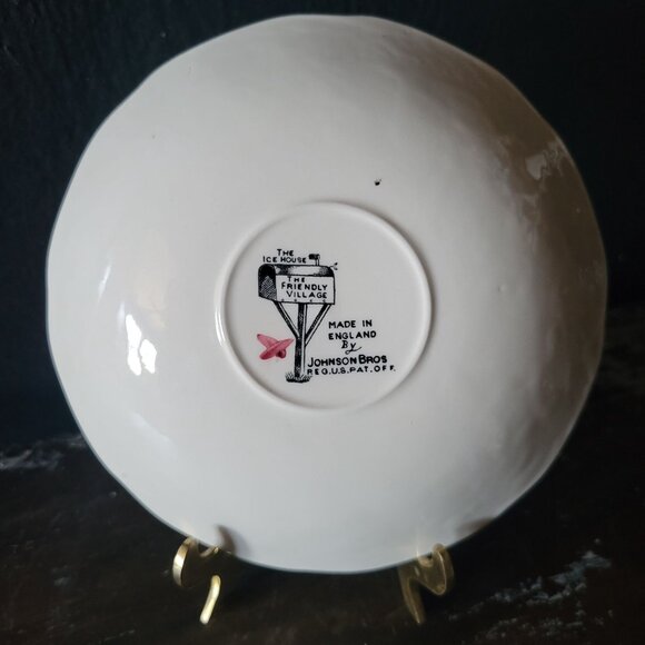 Vintage Johnson Brothers The Friendly Village Cup and Saucer "Sugar Maples" - Picture 4 of 13